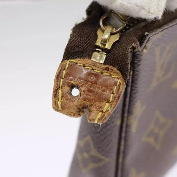 LOUIS VUITTON Monogram Pochette Accessoires Pouch - Picture 9 of 16
